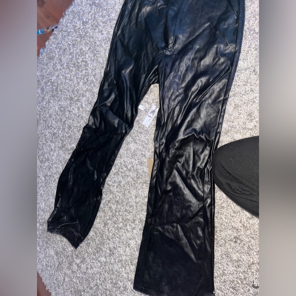 Black leather dress pants - Picture 4 of 4